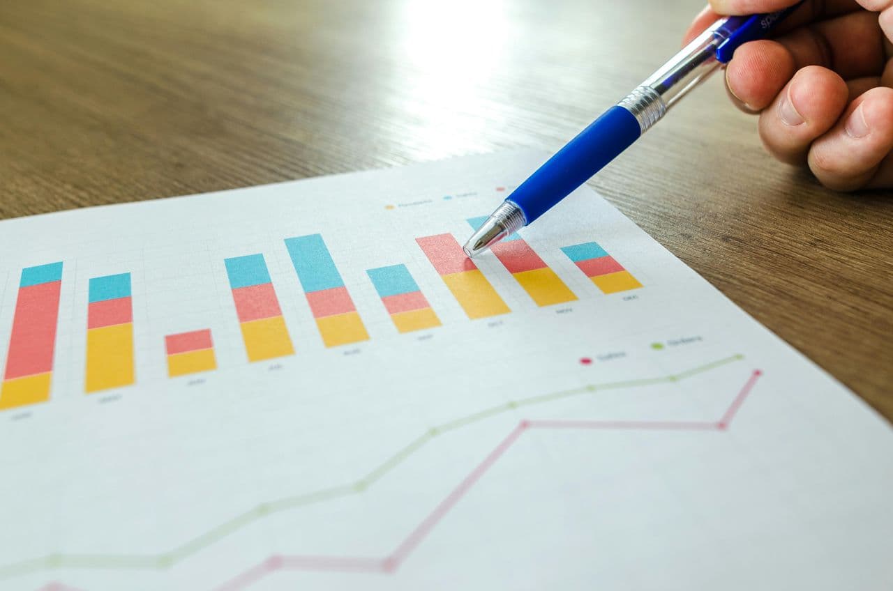 why-most-b2b-content-fails-and-how-data-and-ai-fix-it-hero