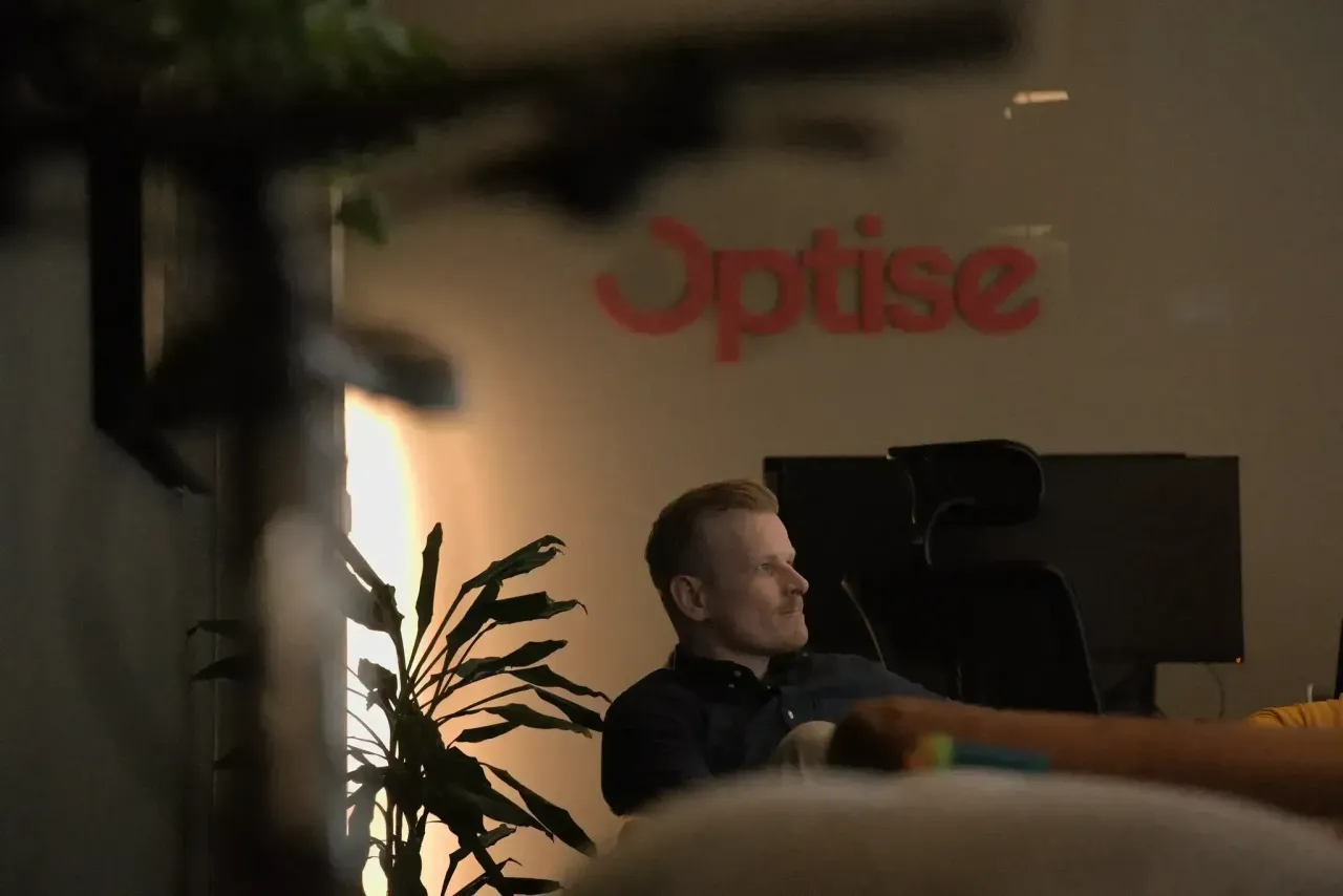 optise-about-office-empower